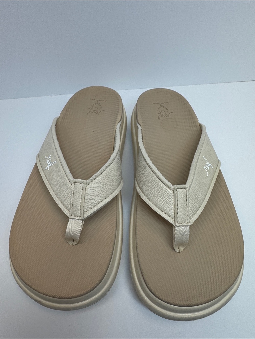 Reef cushion sz. 10 Beige/Cream Foam Thong Sandals